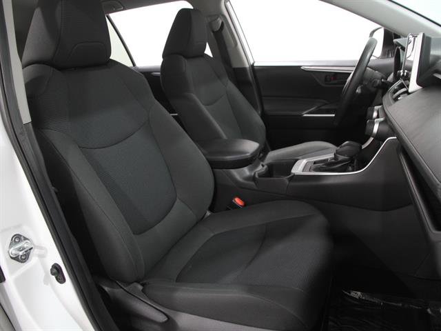 Used 2024 Toyota RAV4 LE image 17