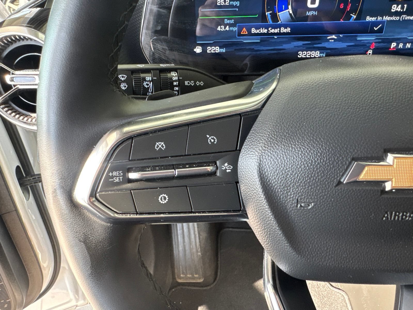 Used 2026 Chevrolet Equinox LT w/ Convenience Package II FWD image 24