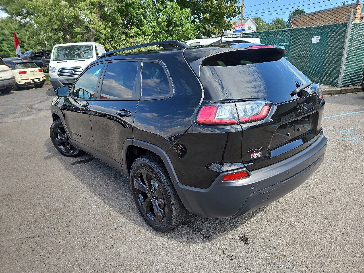 Used 2020 Jeep Cherokee Latitude Plus image 7