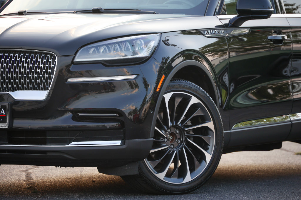 Used 2022 Lincoln Aviator Reserve w/ Equipment Group 201A AWD/4WD image 16