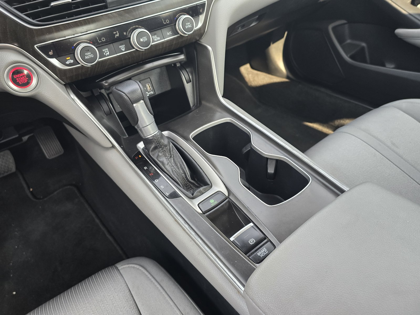 Used 2020 Honda Accord EX image 17