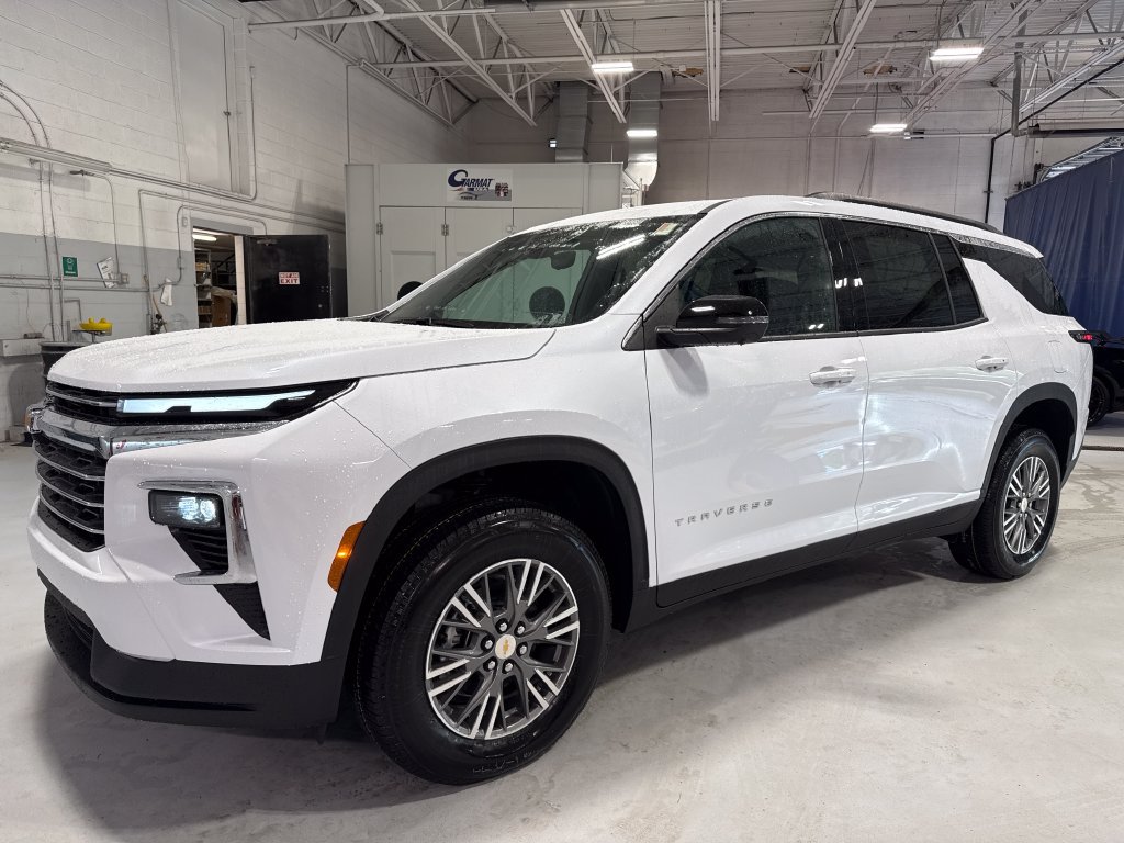 New 2027 Chevrolet Traverse LT w/ Driver Confidence Package FWD 360° Tour