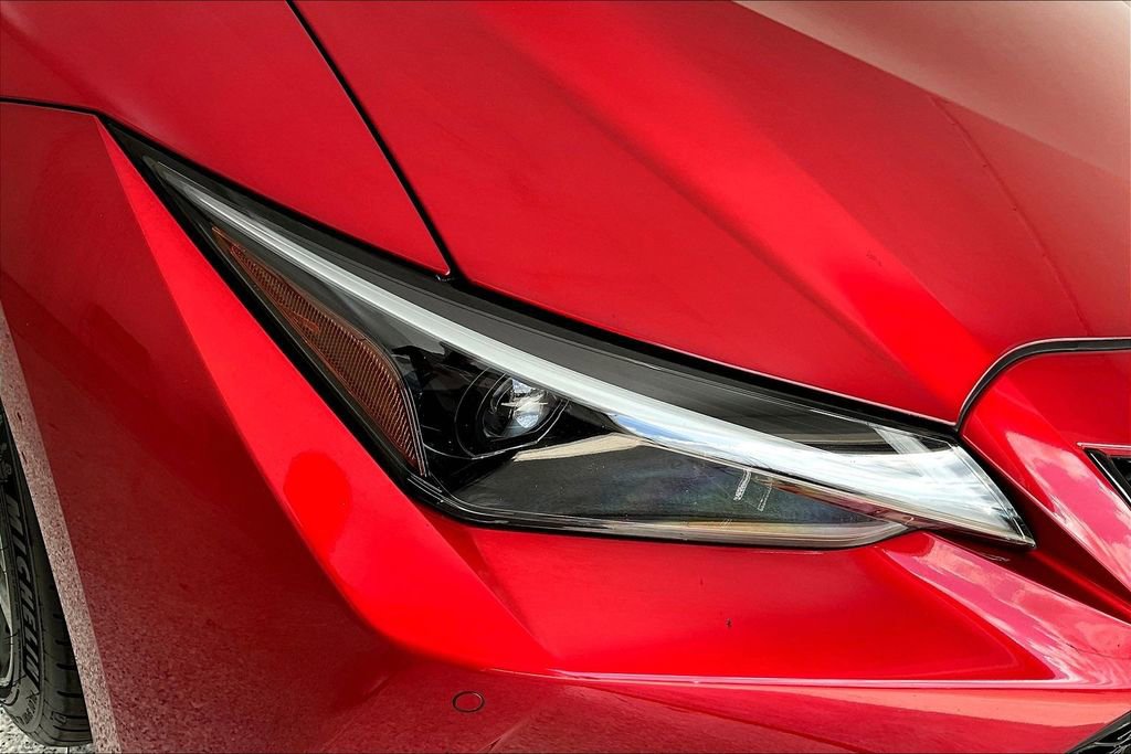 Used 2022 Lexus IS 350 F Sport image 37