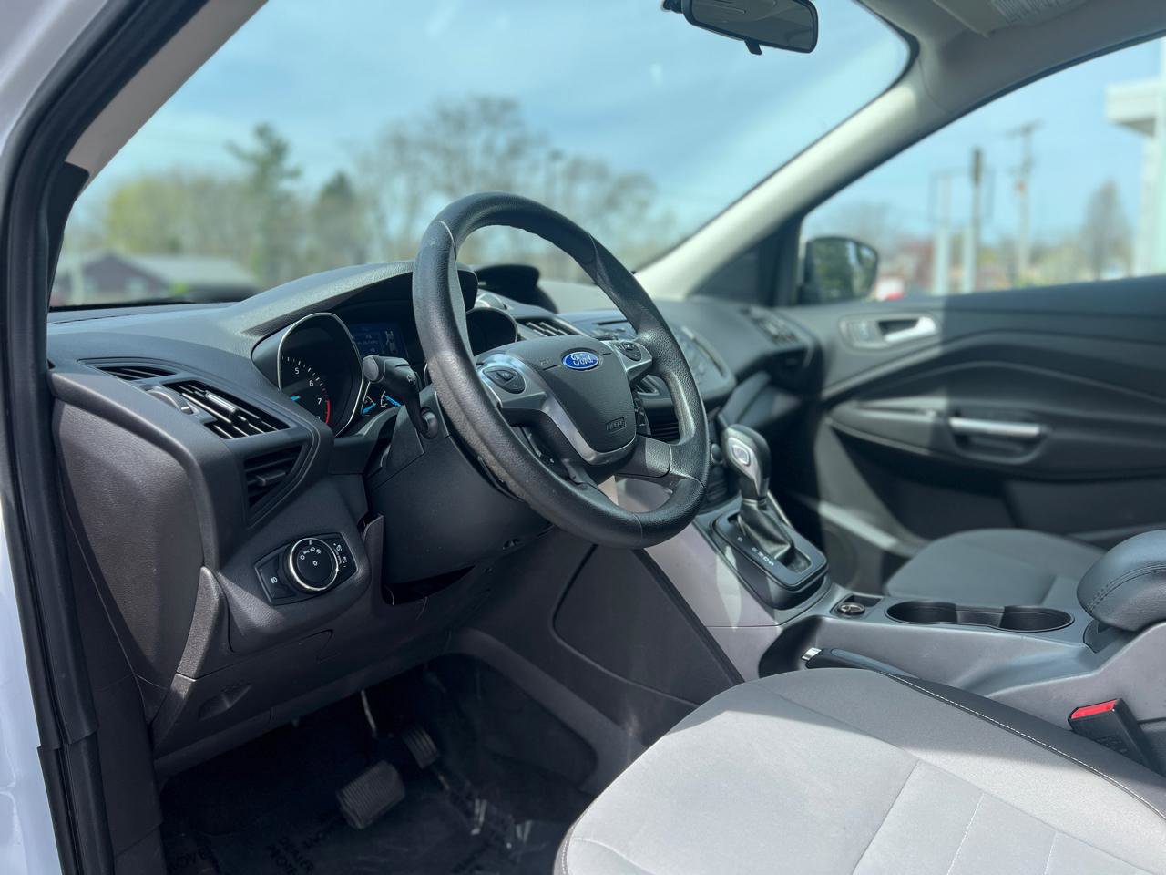 Used 2014 Ford Escape SE image 16