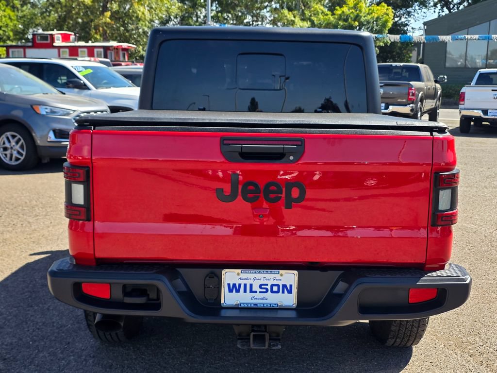 Used 2024 Jeep Gladiator Sport AWD/4WD image 8