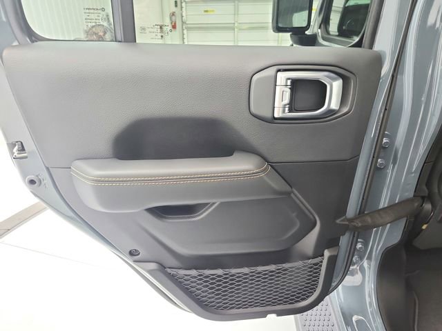 New 2026 Jeep Wrangler Unlimited Sahara AWD/4WD image 25