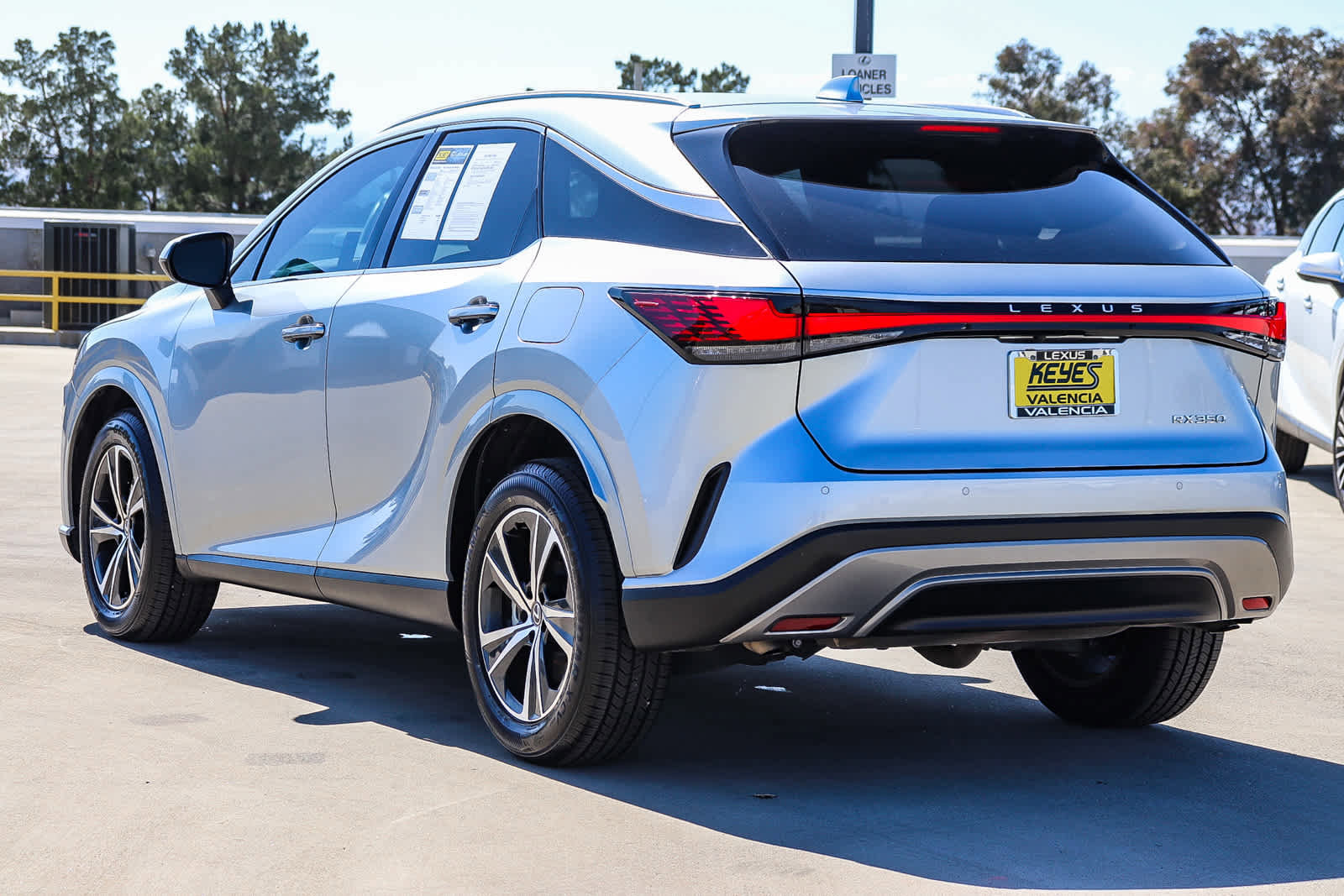Used 2023 Lexus RX 350 Premium FWD image 2