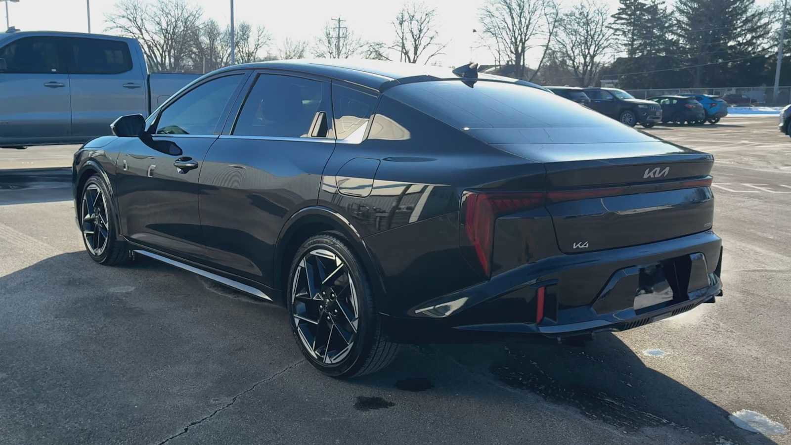 Used 2025 Kia K4 GT-Line w/ GT-Line Premium Package image 4