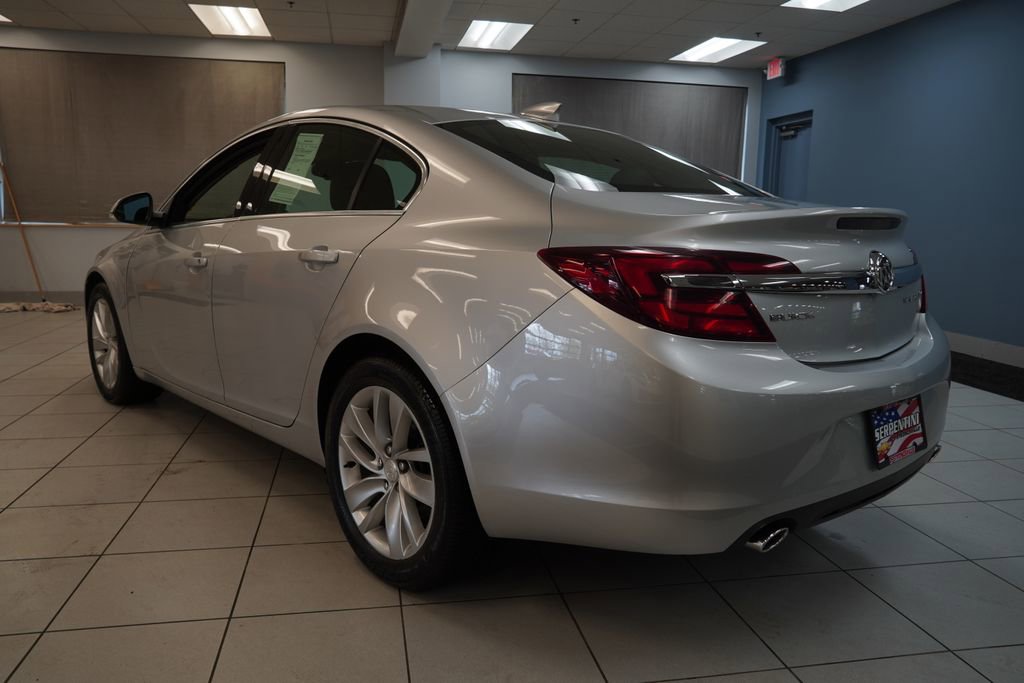 Used 2016 Buick Regal FWD image 3