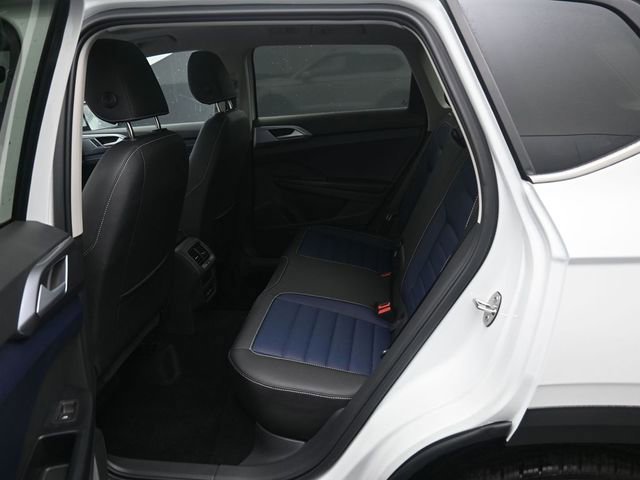 Used 2026 Volkswagen Taos SEL AWD/4WD image 31