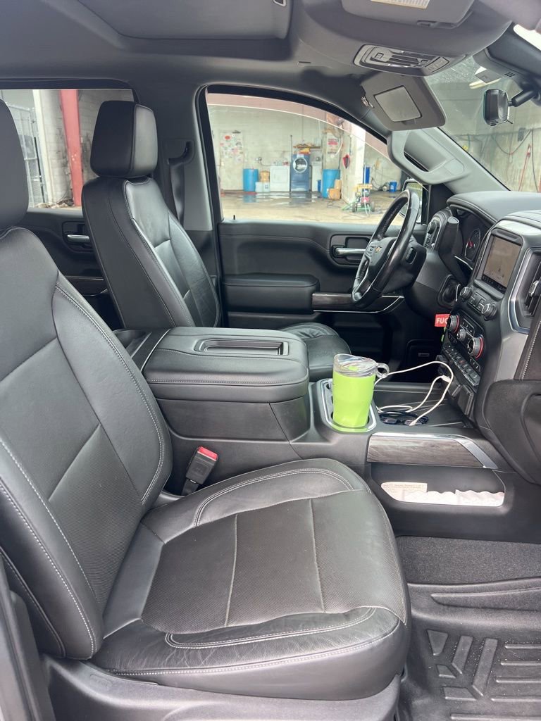 Used 2020 Chevrolet Silverado 1500 LTZ w/ LTZ Premium Package image 12