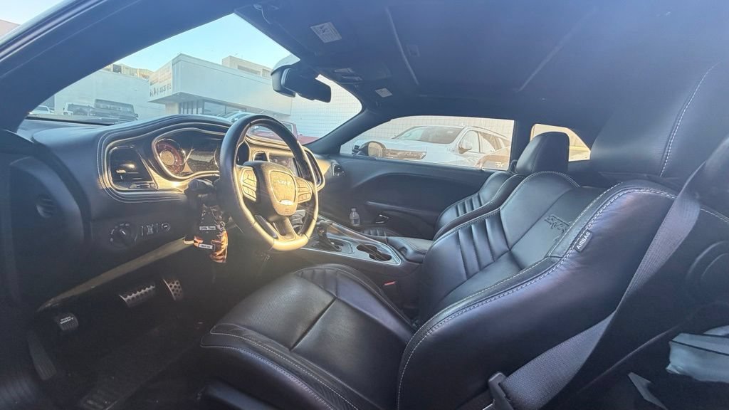 Used 2020 Dodge Challenger SRT Hellcat w/ Plus Package RWD image 6