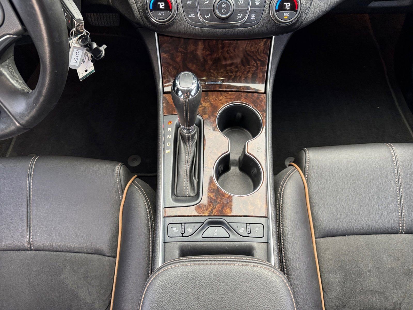 Used 2015 Chevrolet Impala LT w/ Convenience Package image 11