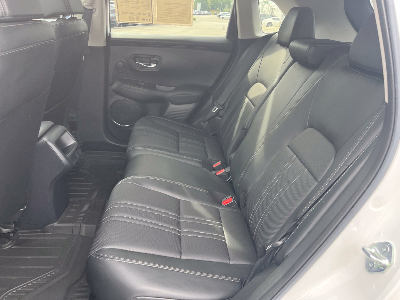 Used 2024 Honda HR-V EX-L image 29