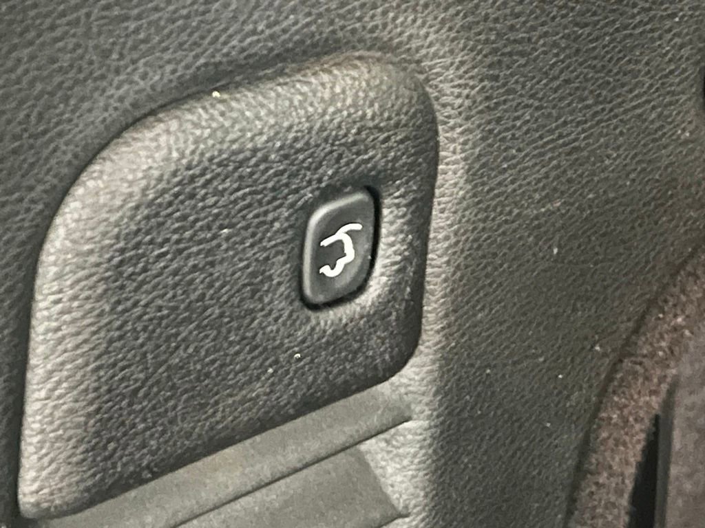 Used 2015 Jeep Grand Cherokee Limited image 37