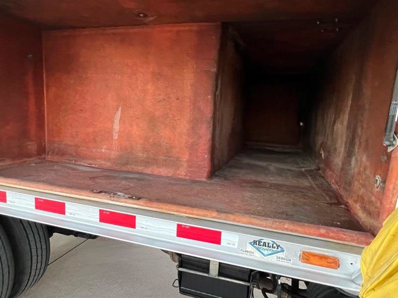 Used 2018 Isuzu NPR RWD image 21