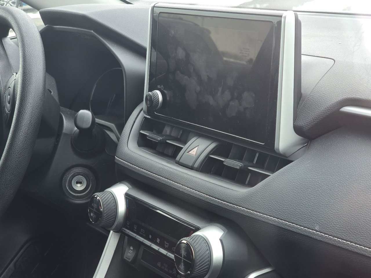 Certified 2025 Toyota RAV4 LE image 19