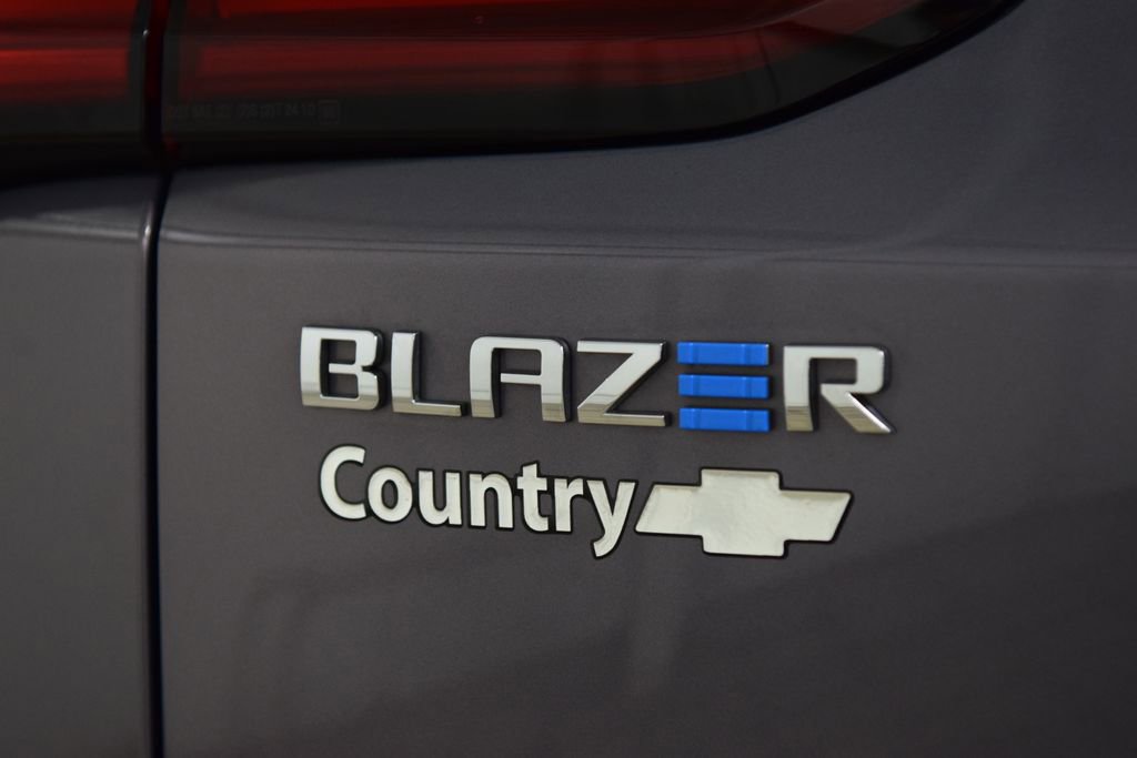 Used 2024 Chevrolet Blazer EV LT image 21