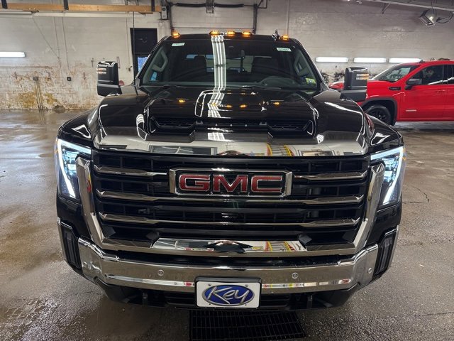 New 2026 GMC Sierra 2500 SLT w/ SLT Convenience Package image 2