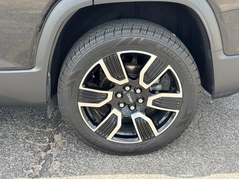 Used 2021 GMC Acadia SLE w/ Elevation Edition FWD image 9