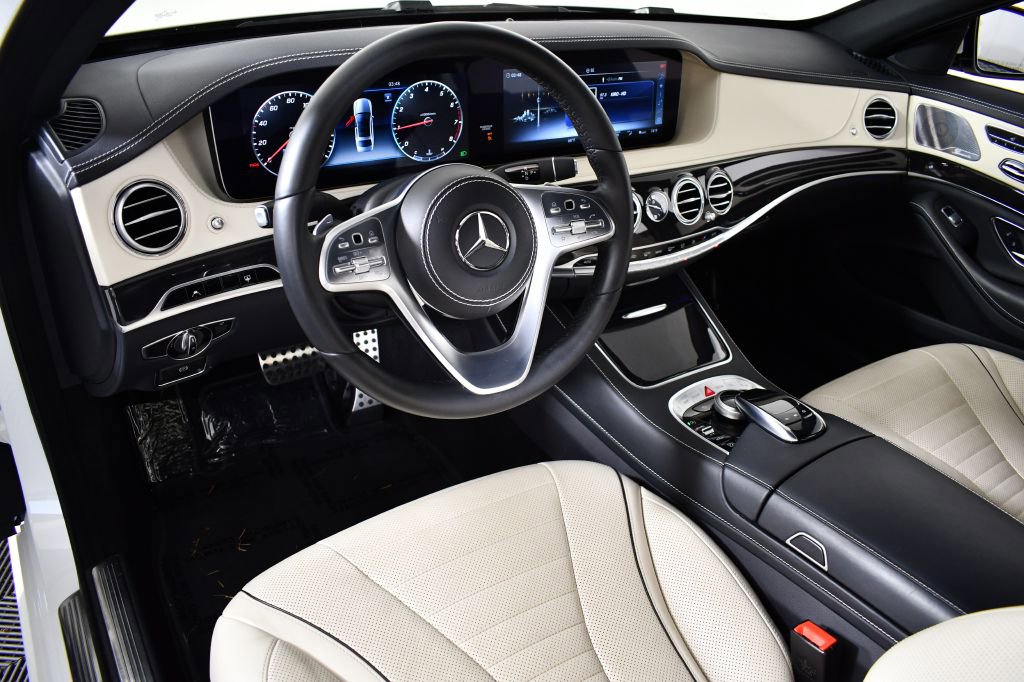 Used 2018 Mercedes-Benz S 560 Sedan image 25