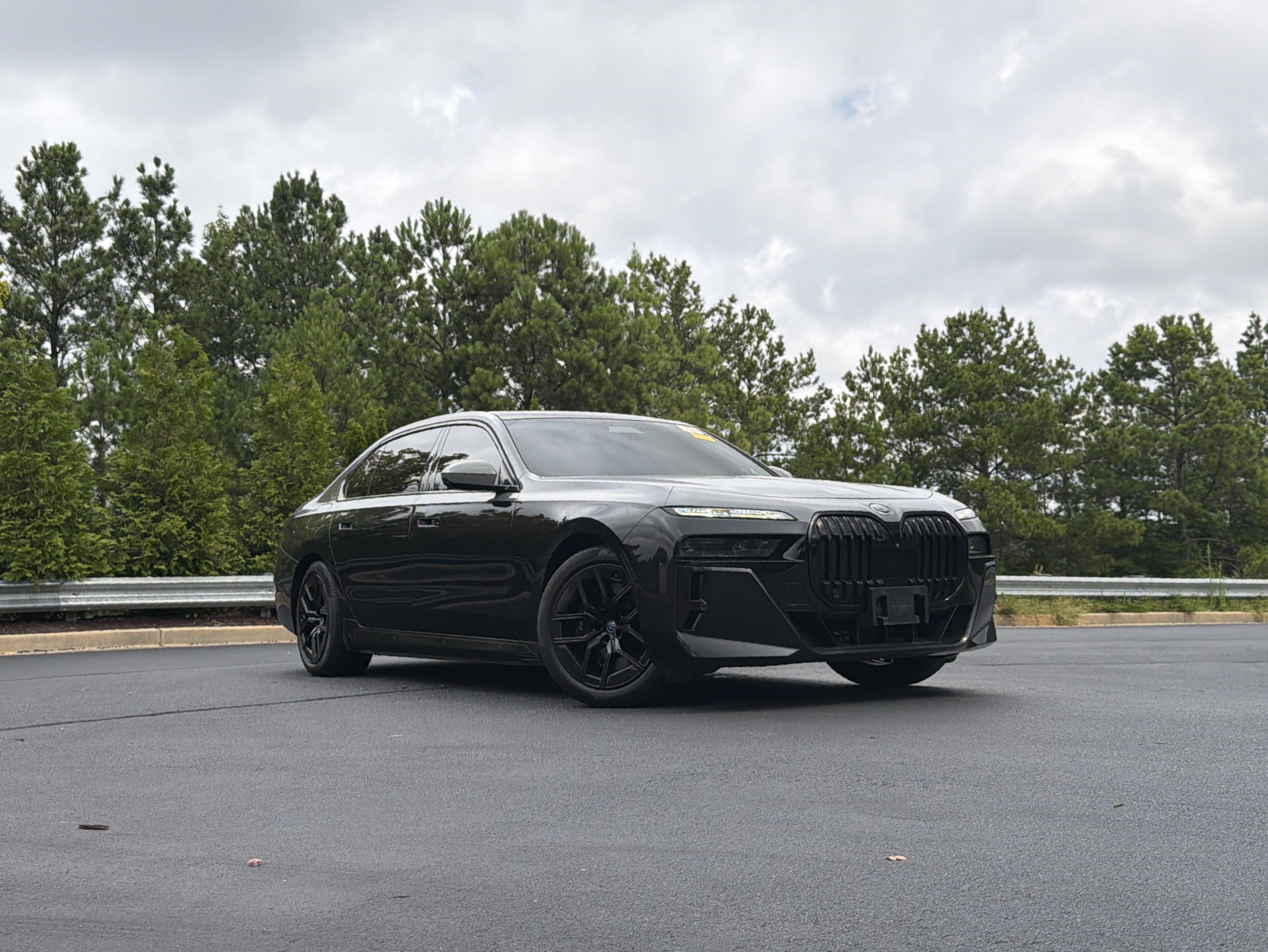 Used 2023 BMW i7 xDrive60 AWD/4WD video 2