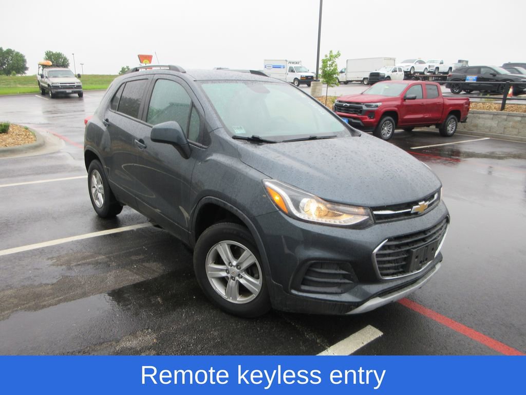 Certified 2021 Chevrolet Trax LT AWD/4WD image 2