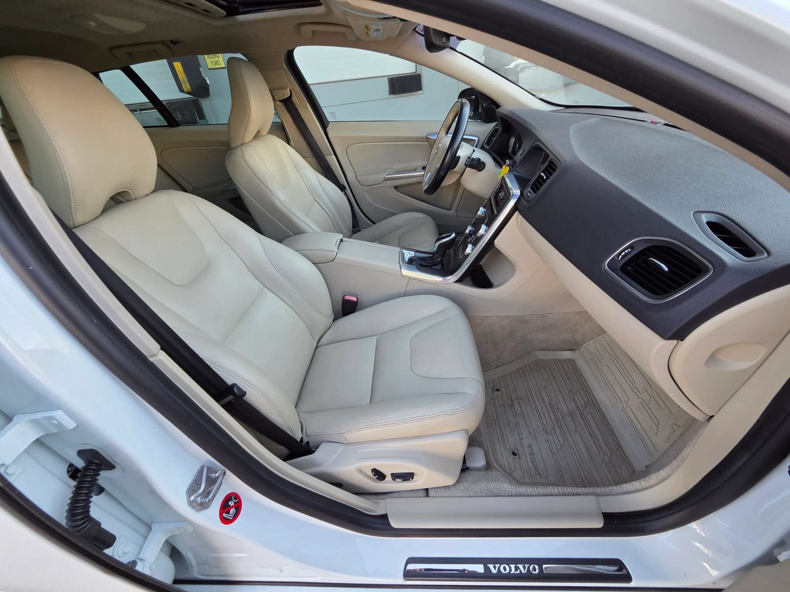 Used 2015 Volvo V60 T5 Premier FWD image 20