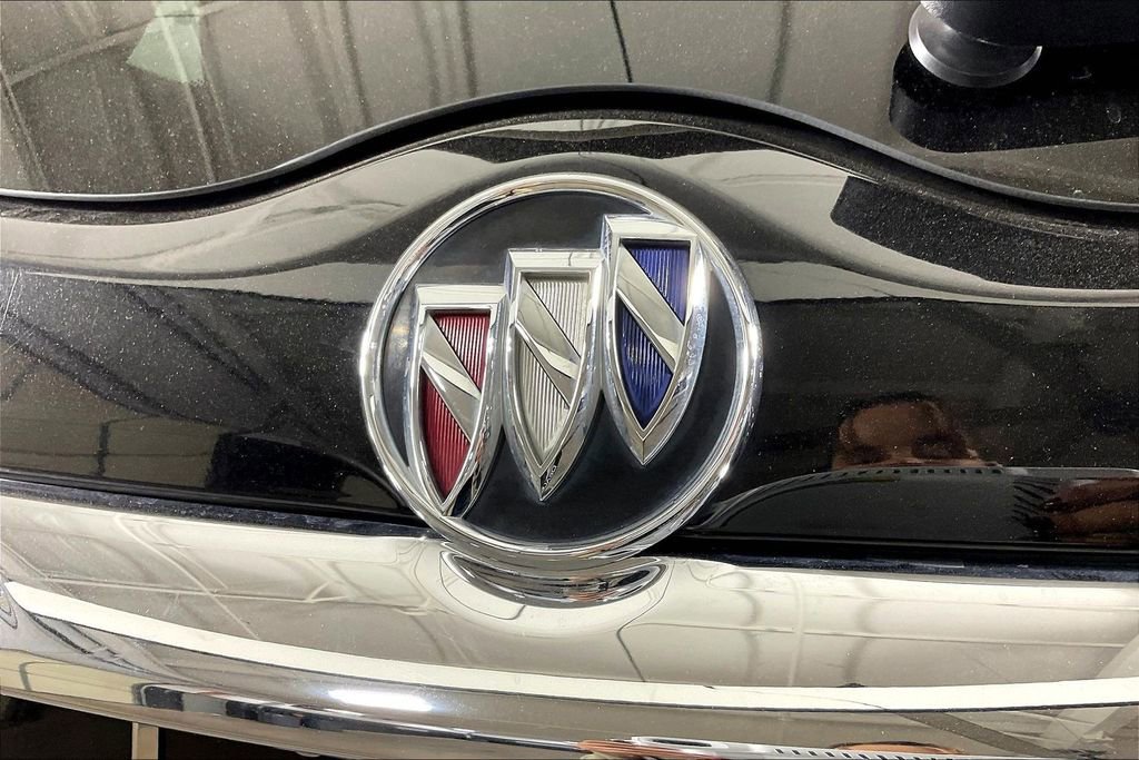 Used 2022 Buick Enclave Essence w/ Sport Touring Edition image 42