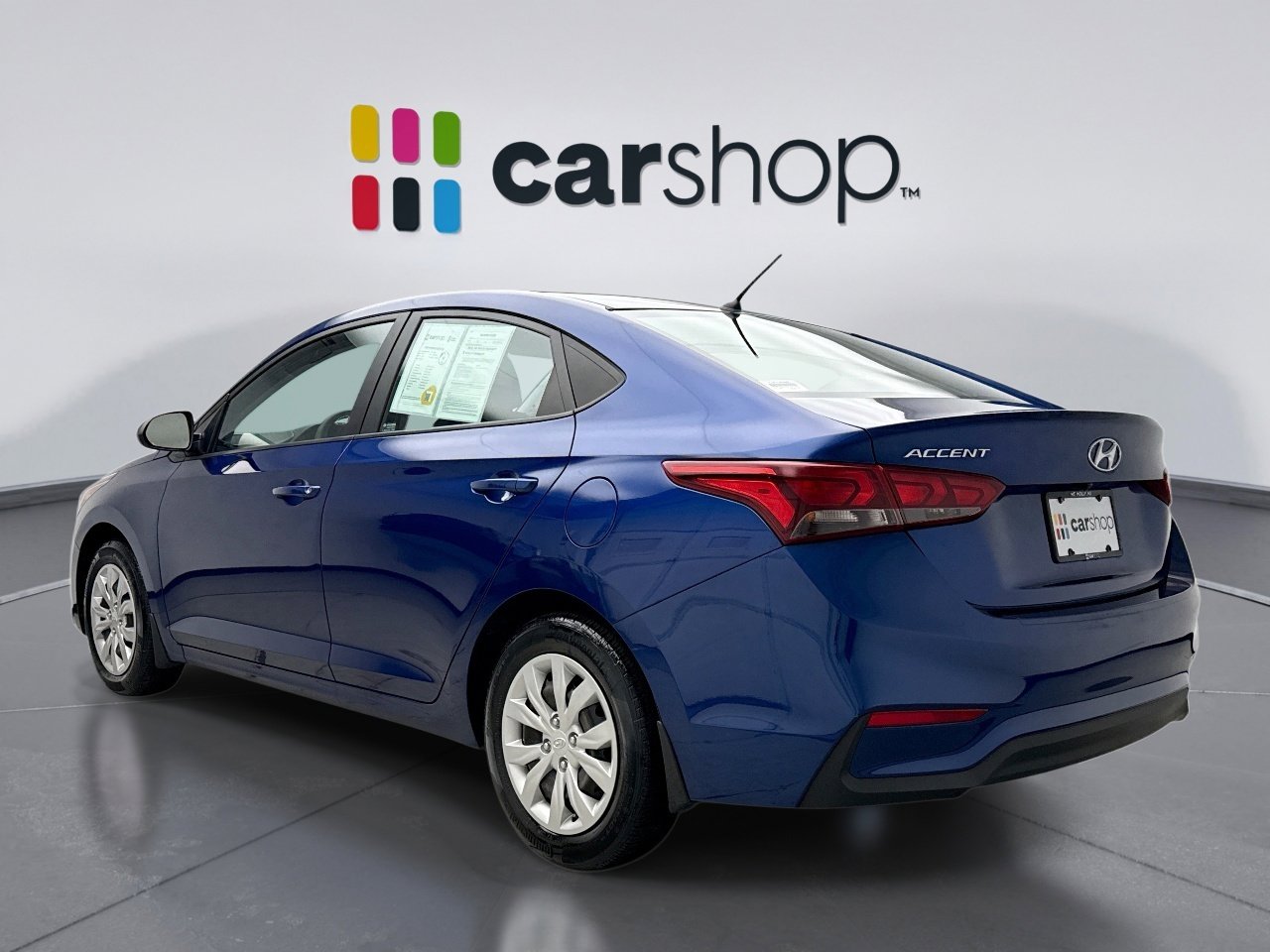 Used 2022 Hyundai Accent SE image 3