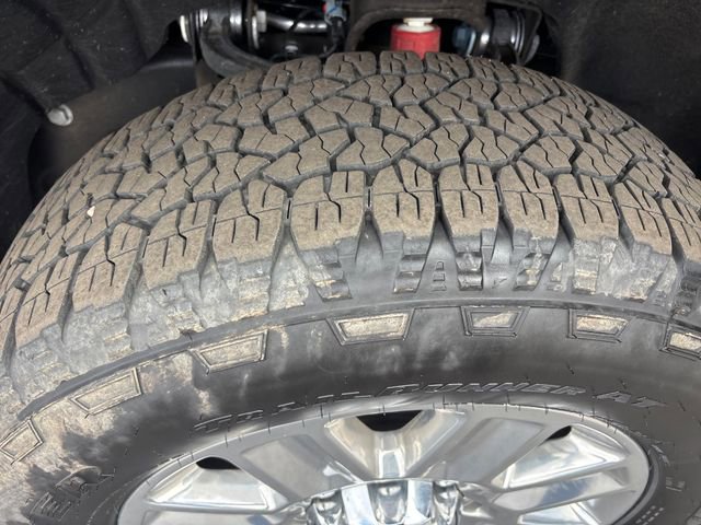 Used 2025 Chevrolet Silverado 3500 High Country w/ High Country Premium Package image 32