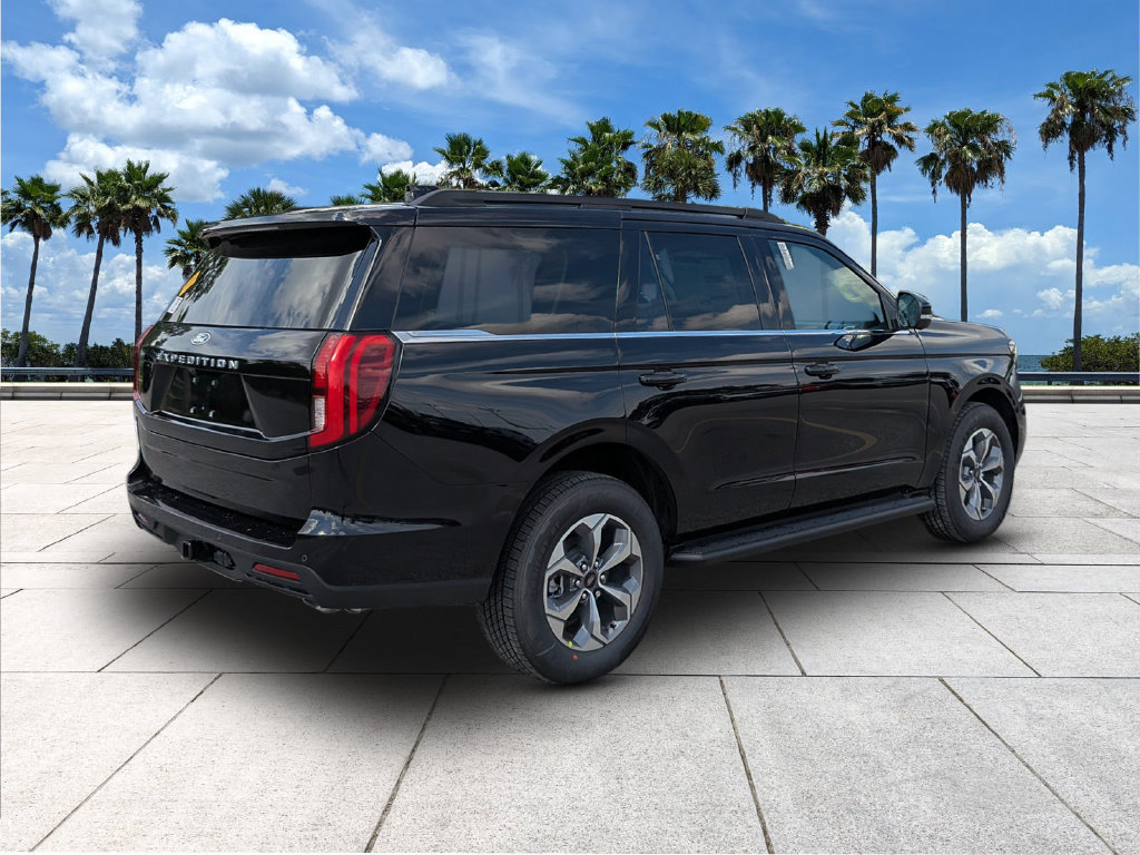 New 2027 Ford Expedition Active RWD image 7