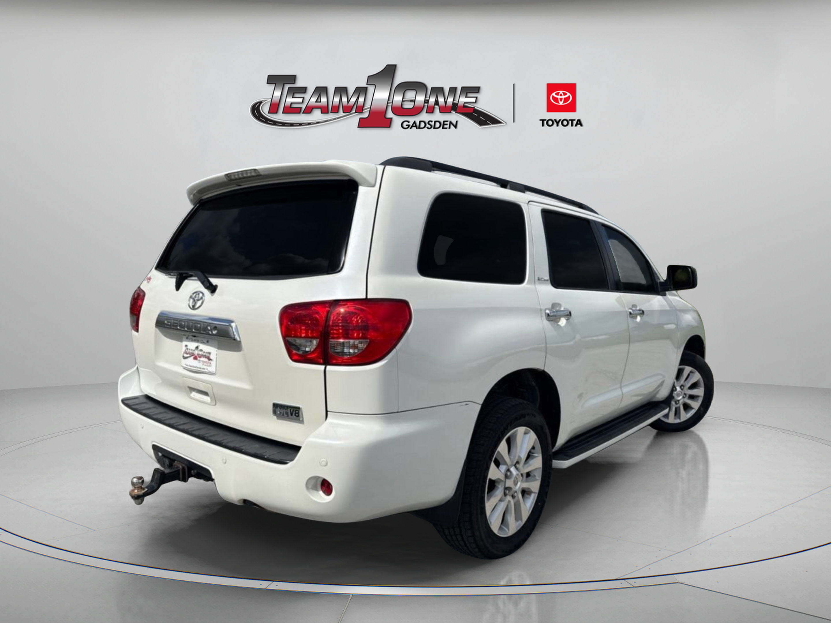 Used 2016 Toyota Sequoia Platinum RWD image 7