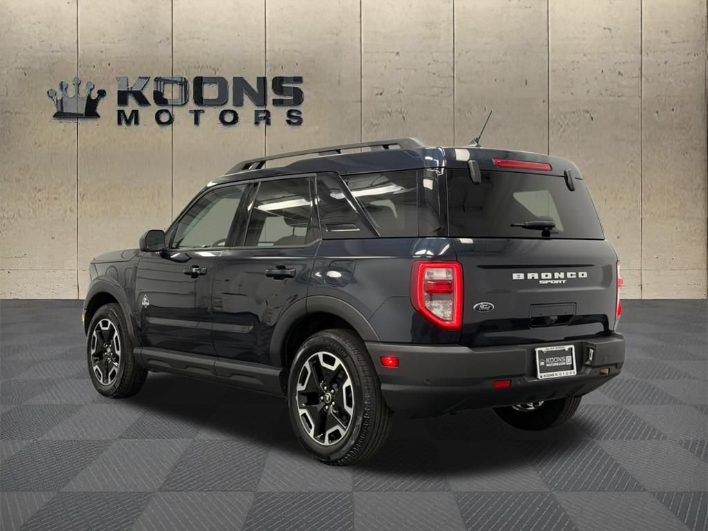 Used 2023 Ford Bronco Sport Outer Banks w/ Tech Package AWD/4WD image 6