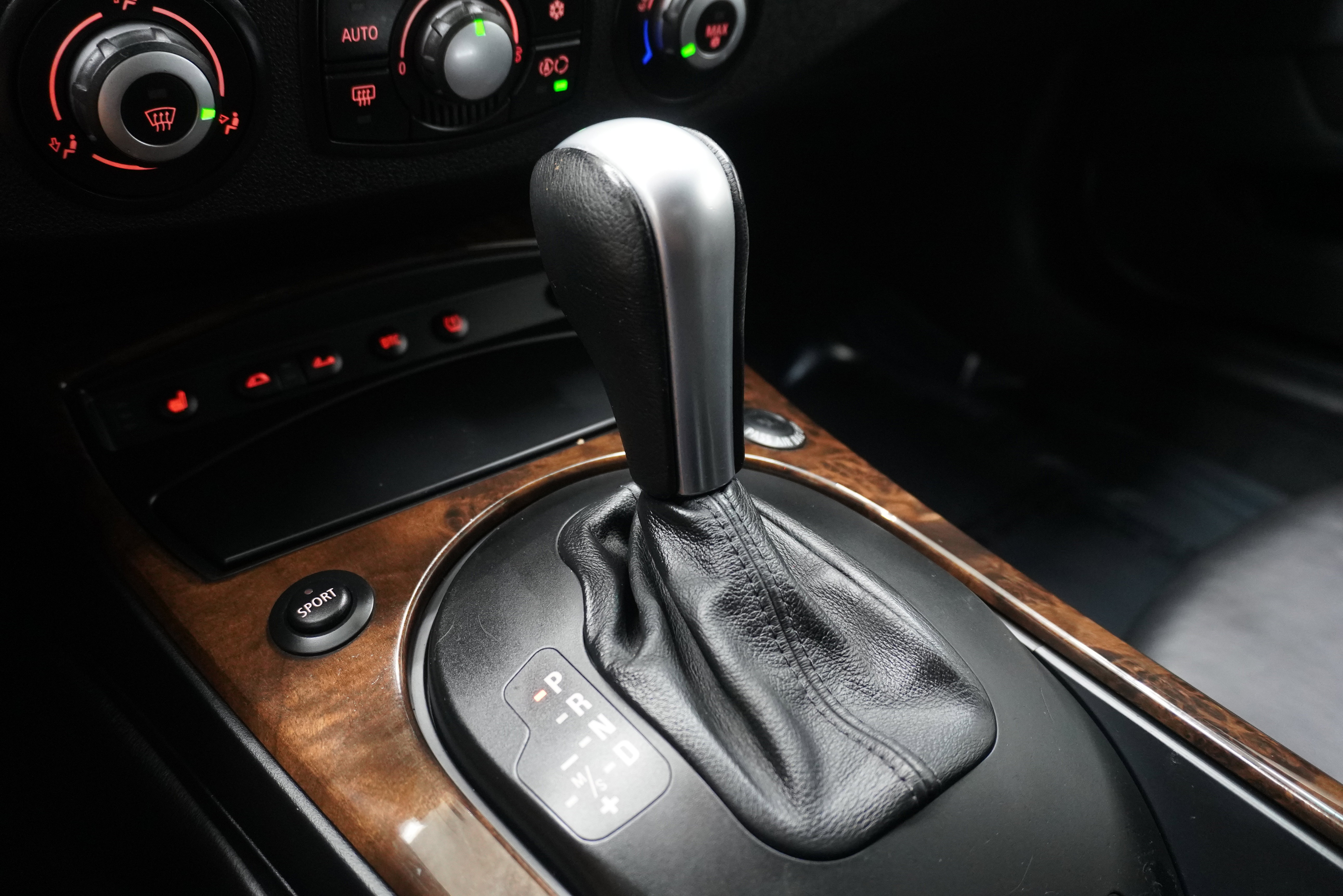 Used 2008 BMW Z4 3.0si image 21