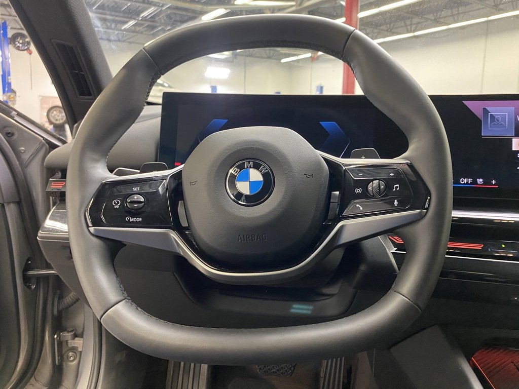 Used 2024 BMW 530i image 22