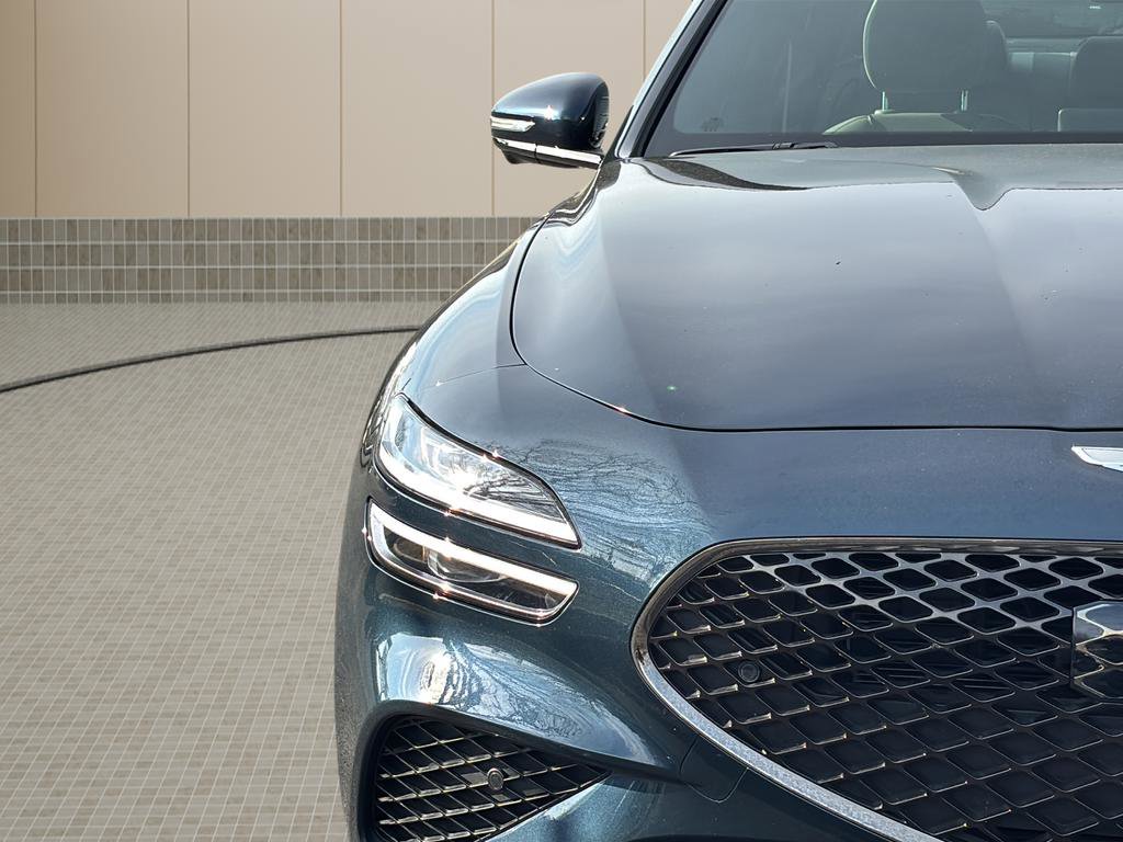 Used 2023 Genesis G70 3.3T w/ Sport Prestige Package image 10