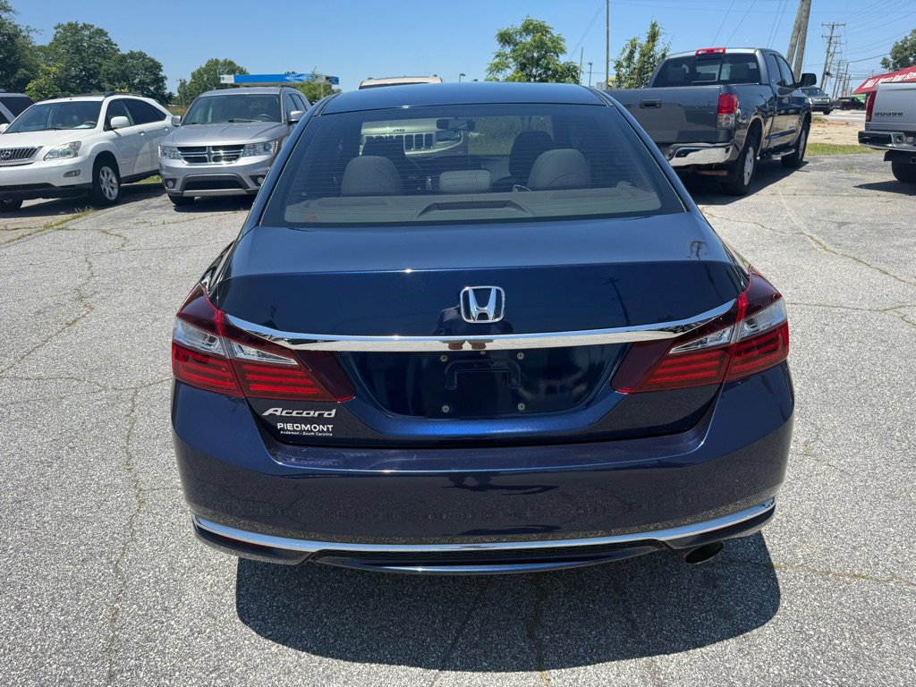 Used 2017 Honda Accord LX image 6