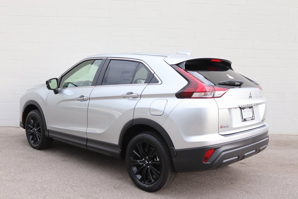 New 2026 Mitsubishi Eclipse Cross LE AWD/4WD image 2