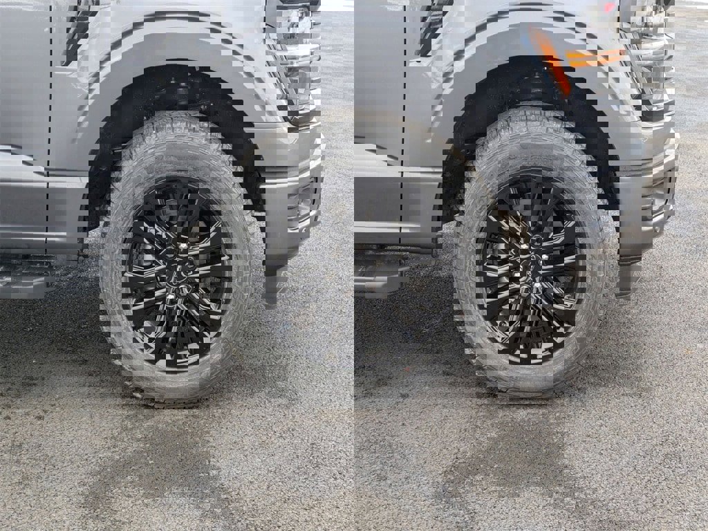 New 2026 Ford F150 XLT w/ Equipment Group 302A MID image 22