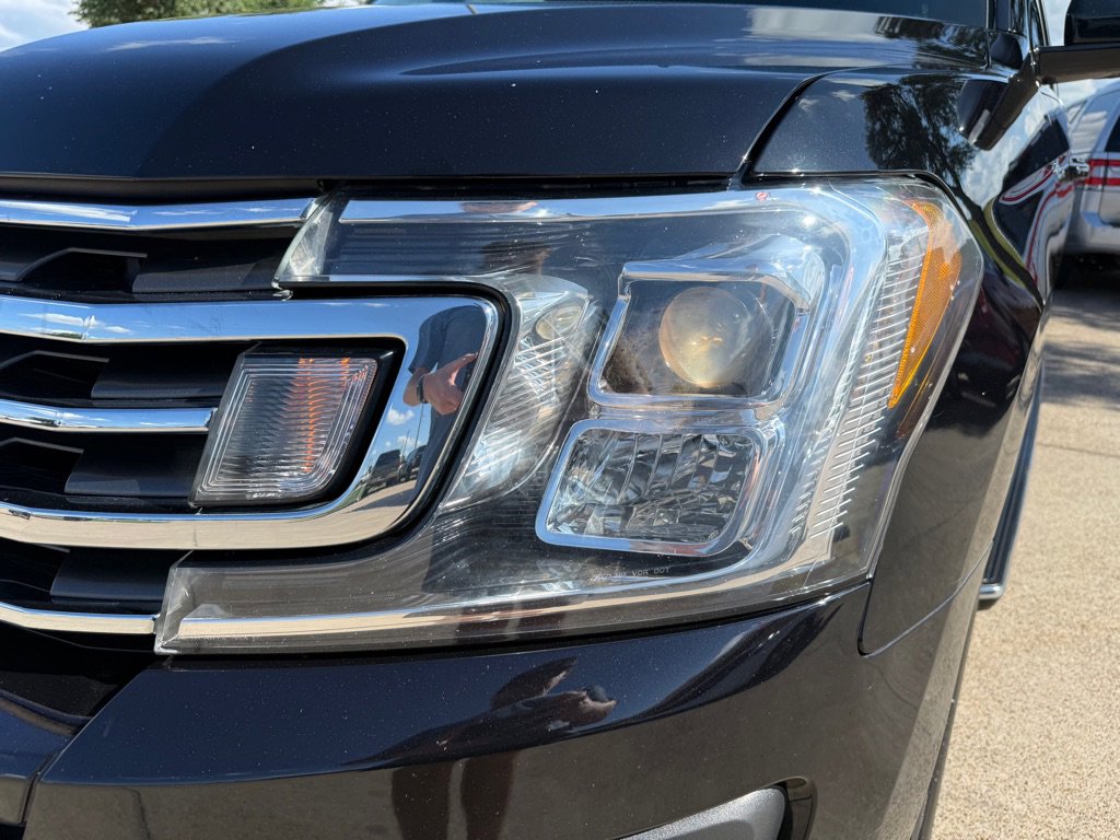 Used 2020 Ford Expedition Max XLT w/ Equipment Group 202A RWD image 10