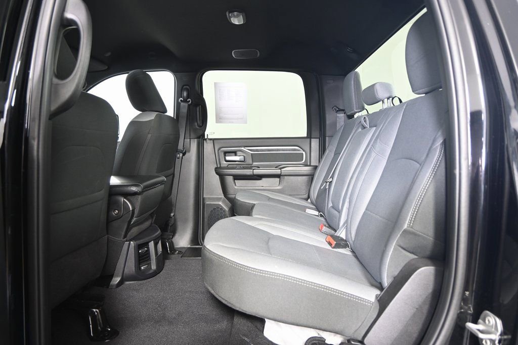 Used 2024 RAM 2500 Big Horn w/ Bed Utility Group image 17
