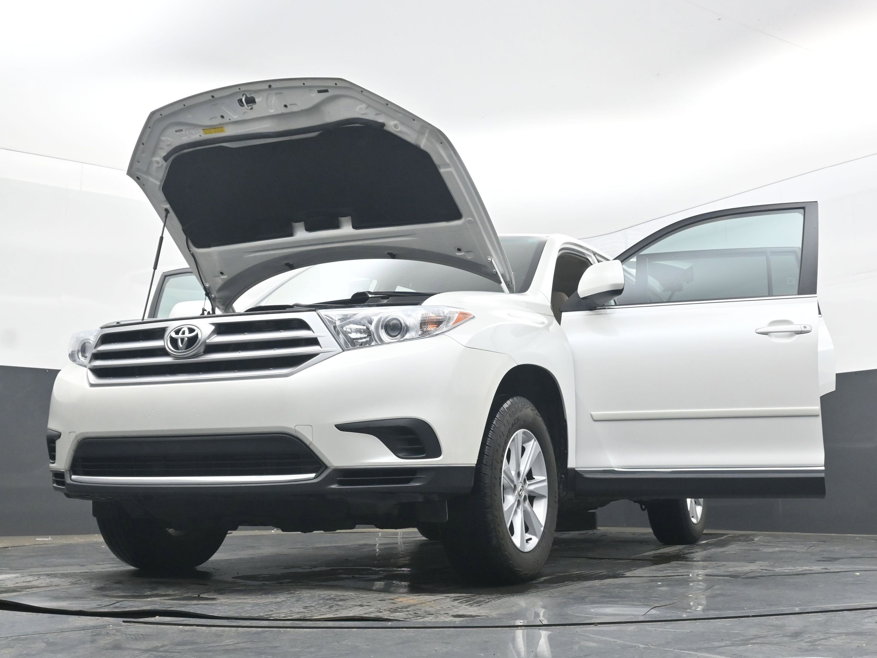 Used 2011 Toyota Highlander 2WD image 39