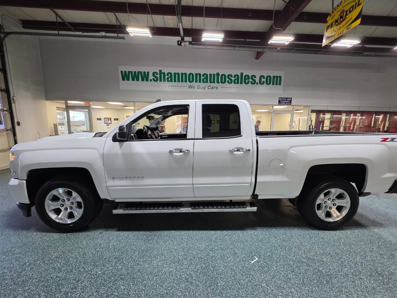 Used 2018 Chevrolet Silverado 1500 LT w/ All Star Edition image 11