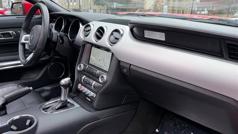 Used 2017 Ford Mustang Premium image 29