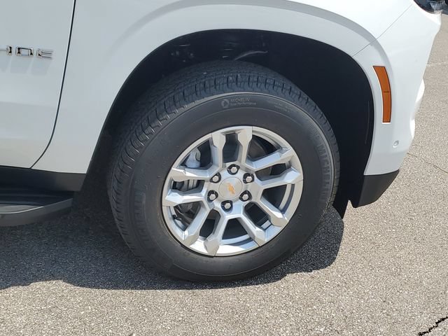 New 2026 Chevrolet Tahoe LS w/ LPO, Dark Essentials Package AWD/4WD image 6