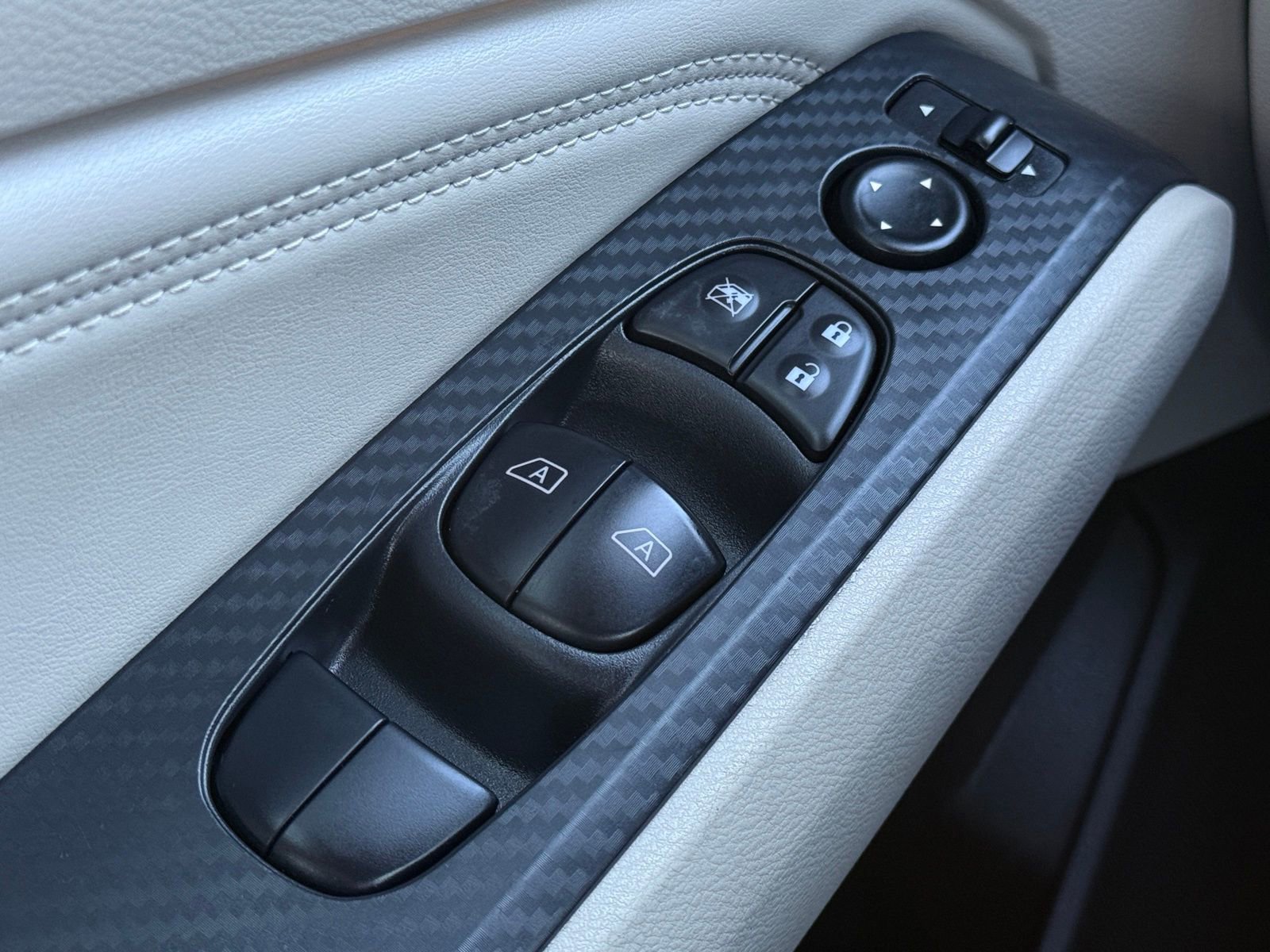 Used 2019 Nissan Altima 2.5 Platinum image 32