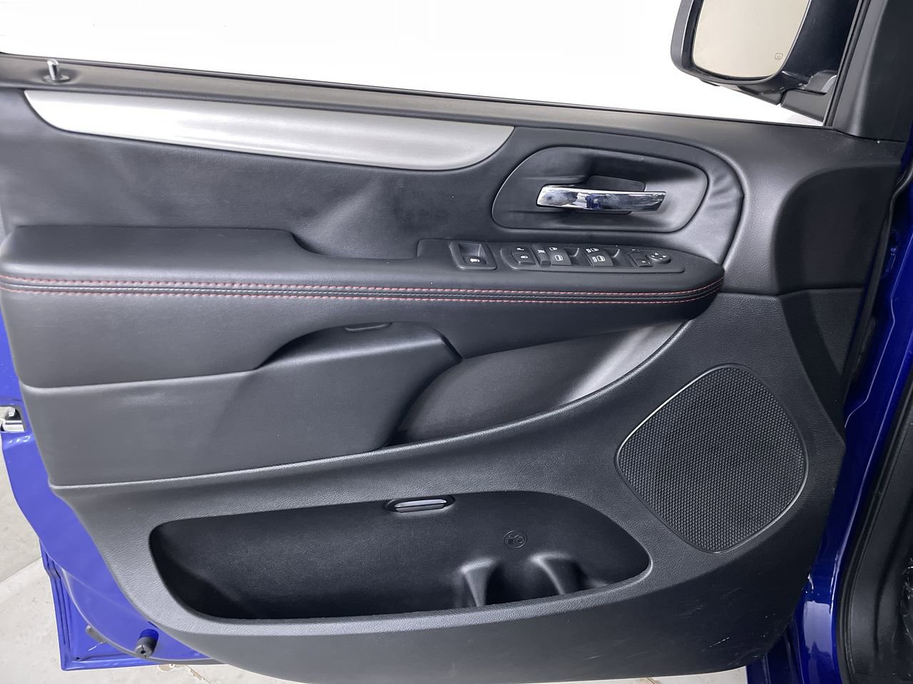 Used 2019 Dodge Grand Caravan GT image 10