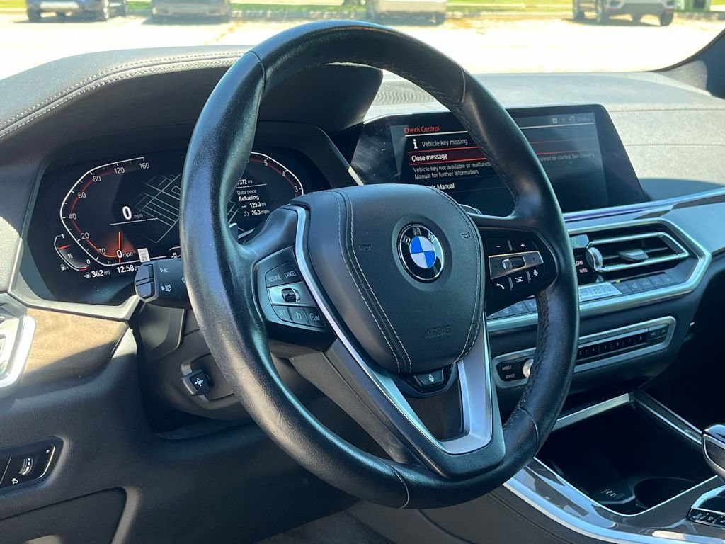 Used 2022 BMW X5 xDrive40i w/ Premium Package AWD/4WD image 17