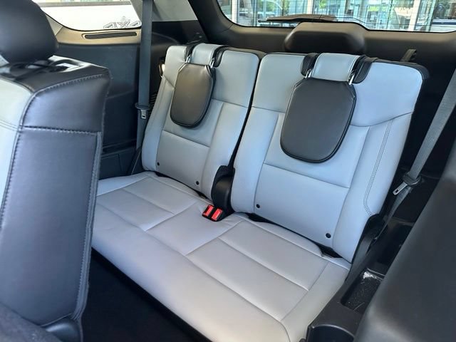 Certified 2021 Ford Explorer XLT w/ Equipment Group 202A RWD image 17